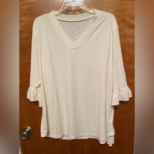 NWT Plus Size Cream Tunic Blouse